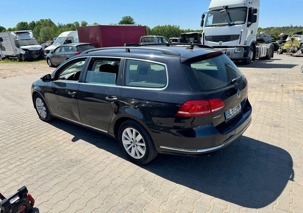 Volkswagen Passat cena 16699 przebieg: 237000, rok produkcji 2011 z Czarnków małe 254